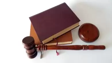 10 نکته طلایی که قبل از انتخاب وکیل باید بدانید وکیل از ما