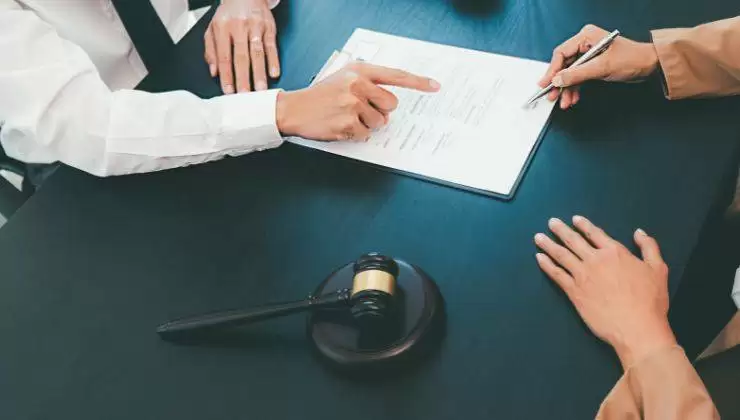 بهترین وکیل در اصفهان
