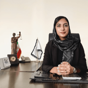 وکیل خانم سمانه رضا زاده