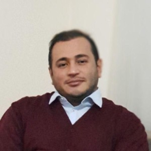 رضا فطین آذر