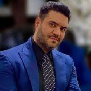 وحید دهنوی