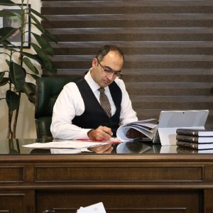 وکیل محمد حاجیلو